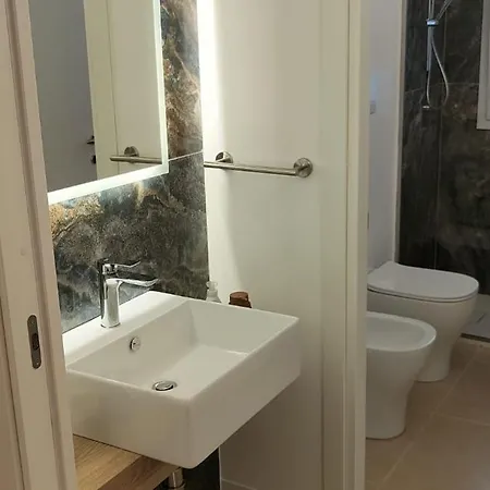 Apartment Crihouse *